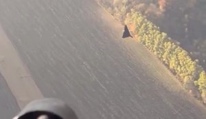 Ukrainian forces shoot down Russian Shahed from Mi-8 helicopter. VIDEO
