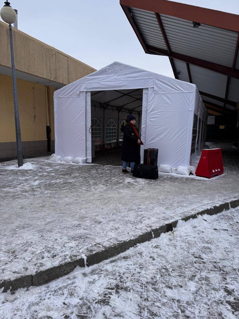 "Укрзалізниця" відкрила другий пункт незламності в Польщі