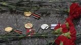 Чернобыльцы вынесли свои награды на улицу: "Губернатор дал сраный миллион и сказал: "Заткнитесь"". ФОТО