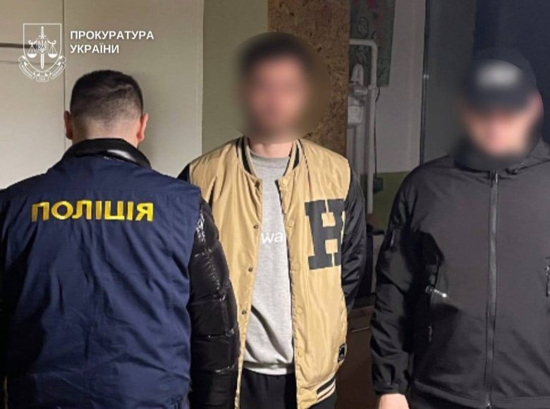 Перевозили серед маскувальних сіток: викрито канал втечі чоловіків до Румунії