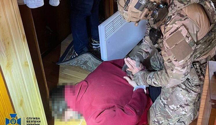 СБУ затримала на Вінниччині рецидивіста, який працював на "вагнерівців" та здавав ворогові позиції ЗСУ. ФОТО