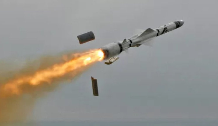 Зранку окупанти завдали ракетних ударів по Львівщині із літаків Су-35. ППО знищила 4 крилаті ракети, - Козицький. ФОТО