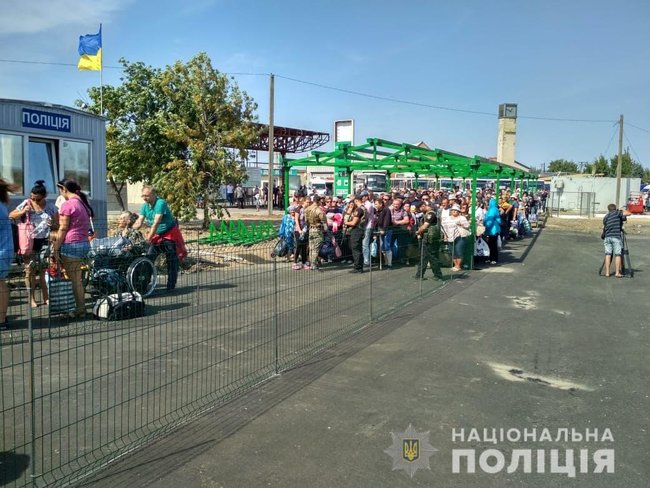 КПВВ Станица Луганская открыли после реконструкции 01