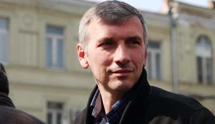 Правоохоронці досі не направили до Німеччини документи про надання міжнародно-правової допомоги, без яких витягнута з мене куля втрачає будь-який сенс як речовий доказ, - активіст Михайлик