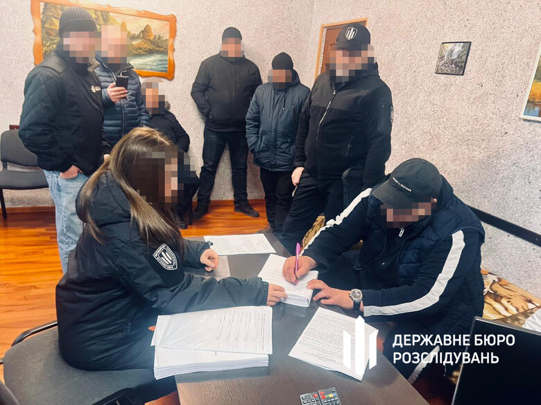 На Черкащині ДБР затримало начальника виправної колонії