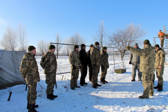 British instructors train 72nd Brigade soldiers under Orbital program 04