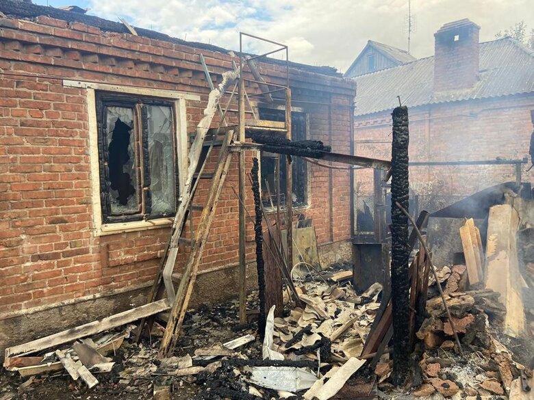 Ворог ударив чотирма ракетами по Авдіївці 01
