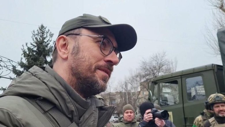 Порошенко: Омелян добровільно пішов на фронт, попри переслідування ДБР
