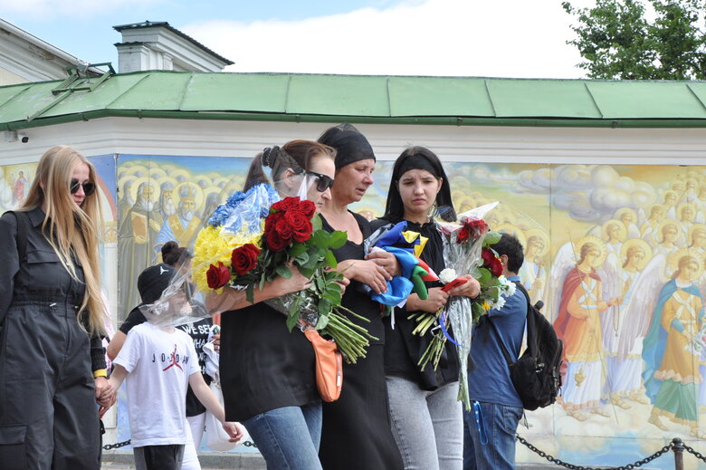З телеведучим та військовим Карімом Гуламовим, який загинув у бою з російськими окупантами, попрощались у Києві 13