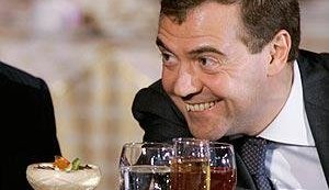 В МИД шокированы "эмоциональным и недружелюбным" заявлением Медведева