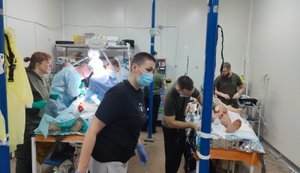 Підвищення зарплат бойовим медикам. Що кажуть військові?