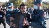 На мітингу в Єревані затримано десятки людей, які вимагають відставки Пашиняна. ВІДЕО+ФОТО