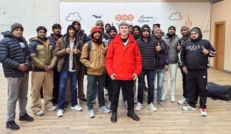 Російська залізниця почала завозити робітників із Індії