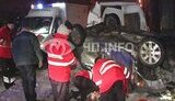 В Киеве пьяный на &amp;quot;Ниссане&amp;quot; влетел в припаркованый микроавтобус. ФОТОрепортаж.