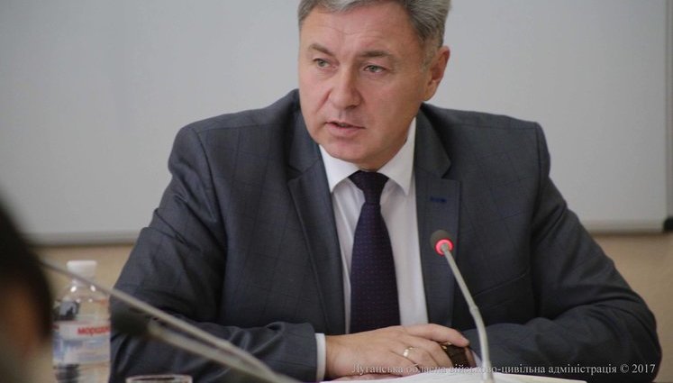 Порошенко уволил Гарбуза с должности главы Луганской ОГА