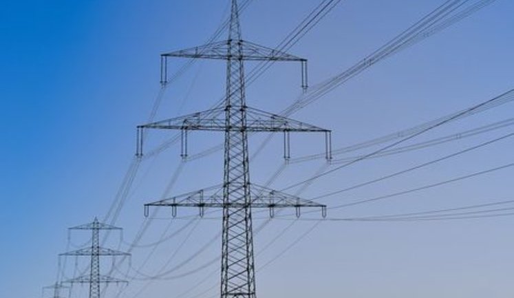 Bad weather leaves 80 towns and villages in Ukraine without electricity