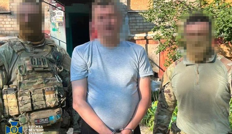 СБУ викрила таксиста-агента російського ГРУ, який коригував обстріли Краматорська. ФОТОрепортаж