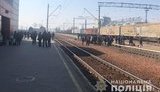Полиция провела разъяснительную работу с жителями Фастова, которые перекрыли железную дорогу из-за отмены электричек