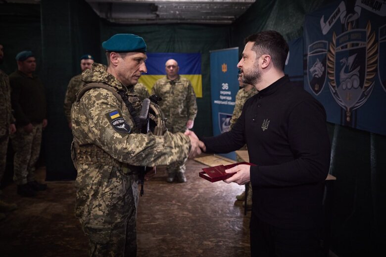 Зеленский на Сумщине заслушал доклады о Курской операции