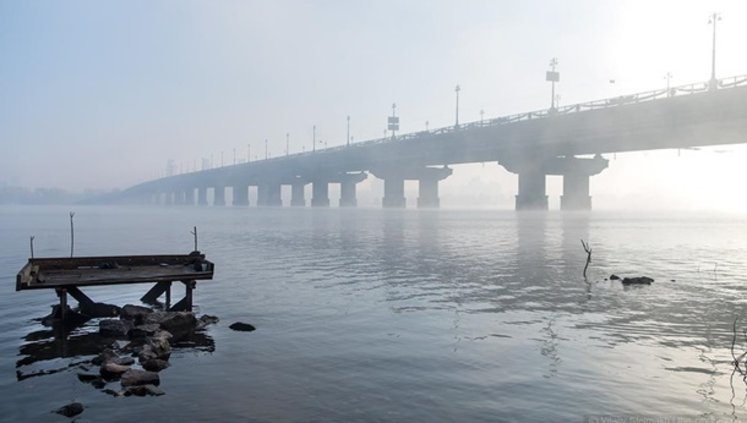 "Корозія невблаганно роз’їдає споруду": Науковці попередили про критичний стан мосту Патона у Києві