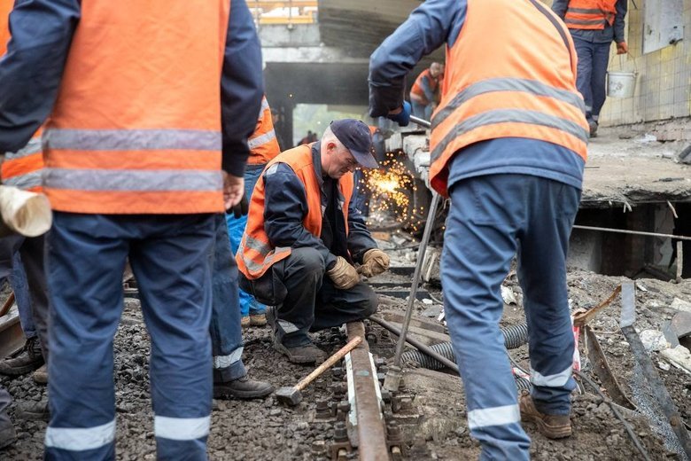 Коли відновлять рух метро після обстрілу 19 жовтня?