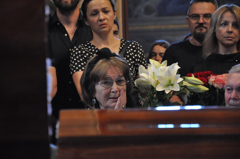 Медика из Госпитальеров Наталью Фраушер провели в последний путь 06