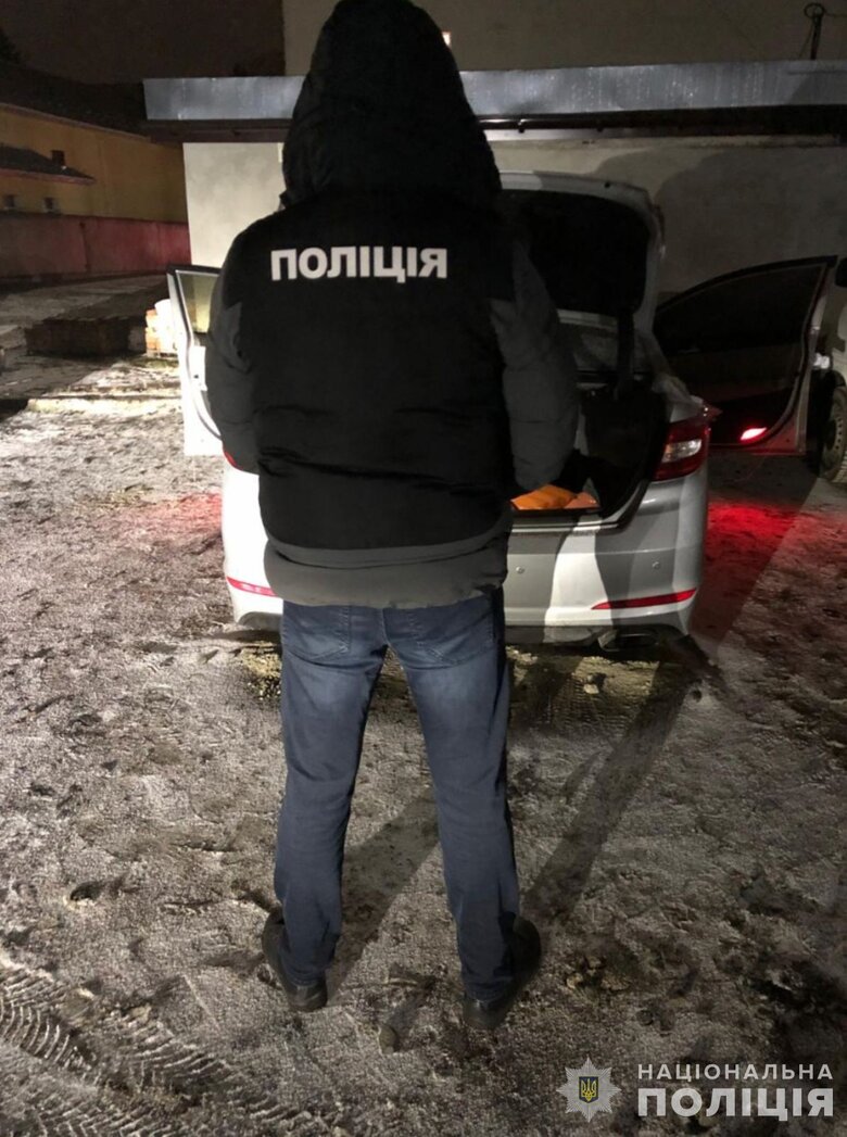 На Львівщині посадовець збив поліцейського під час втечі