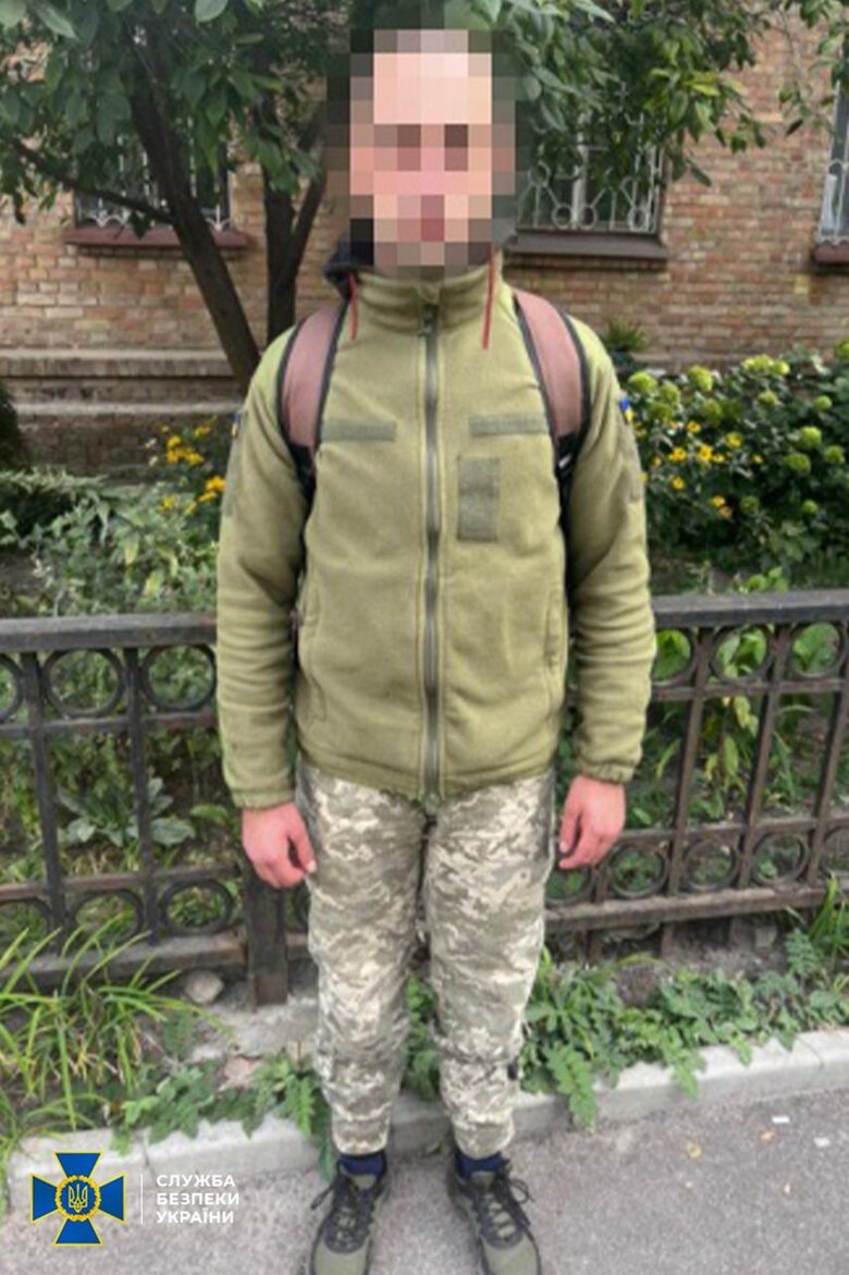 СБУ викрила російського агента, який намагався влаштуватися до полку Азов 02