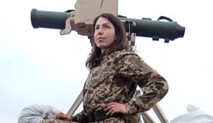 Тетяна Чорновол: "В тому знаменитому бою, де на відео розлітаються танки, насправді працювали не байрактари, а наші дві "Стугни" і "Корсар"