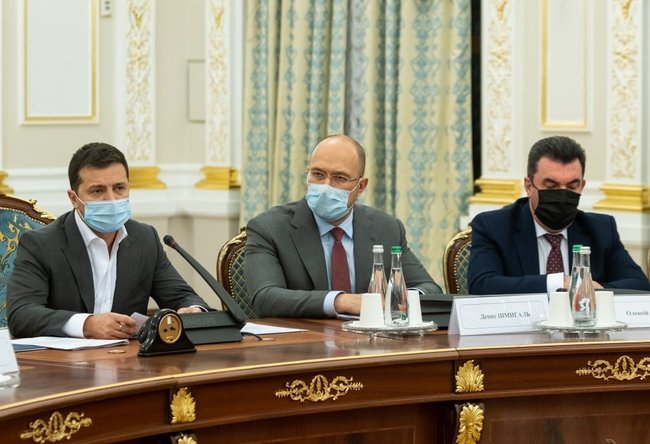 Кримінальна відповідальність за недостовірне декларування має бути строгою і передбачати позбавлення волі, - Зеленський 02