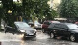 Після зливи Київ паралізували затори: де можна проїхати. КАРТА+ВІДЕО