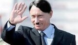 В России запретили мемы, сравнивающие Путина с Гитлером