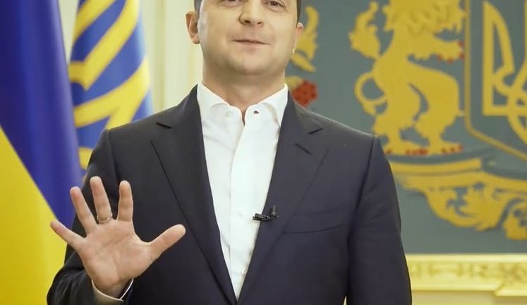 Я была очень зла на людей, которые уговорили Зеленского провести опрос. Я бы их уволила, - "слуга народа" Верещук