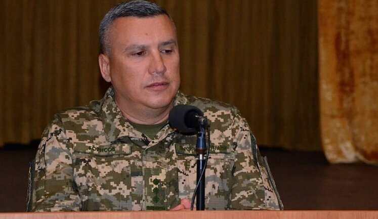 Зеленский поручил Залужному немедленно уволить одесского военкома Борисова