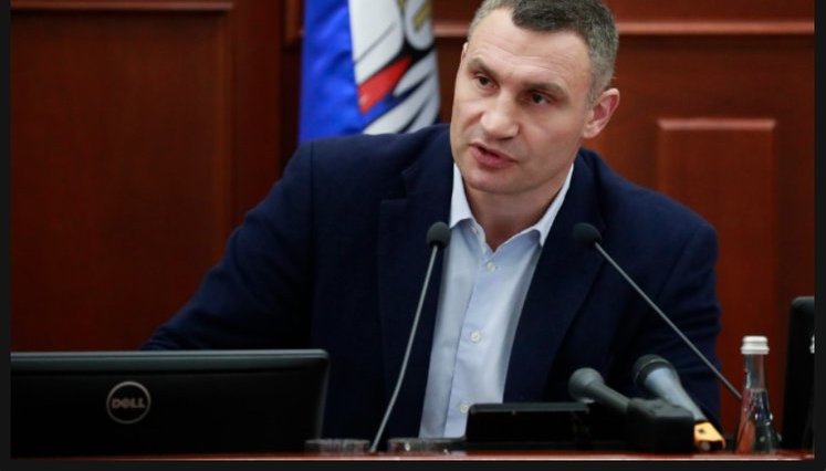 Кличко объявил о начале отопительного сезона в Киеве