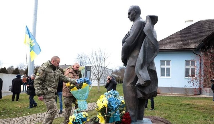У річницю народження пам’ять Степана Бандери вшанували в рідному селі в Івано-Франківській області. ФОТОрепортаж