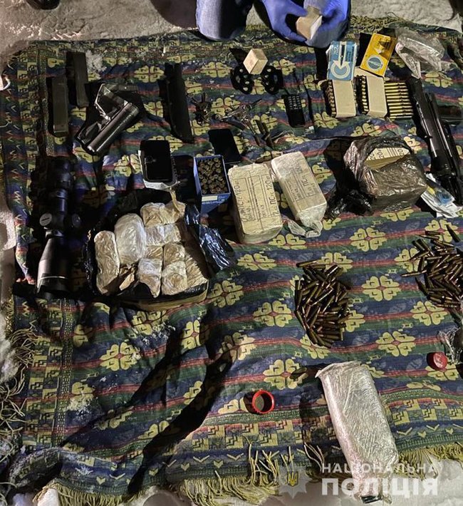 Торговця зброєю затримано в Києві, - Нацполіція 05