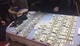 СБУ поймала на взятке в $6тыс. адвоката в Черновцах. ФОТОрепортаж