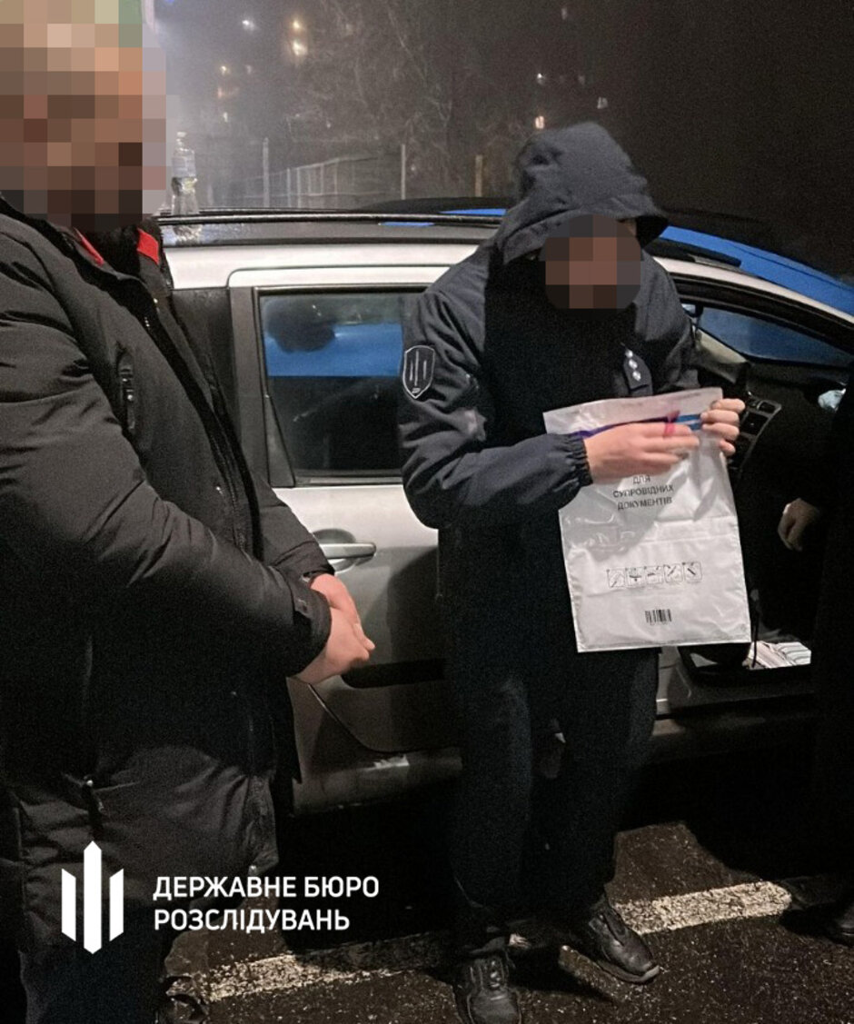 ДБР викрило схему заробітку на мобілізації в Миколаївському центрі комплектування