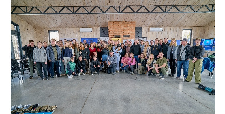 ІРЦ “База 4.5.0”: Вишкіл нацспротиву – курс підготовки цивільного населення до бойових дій