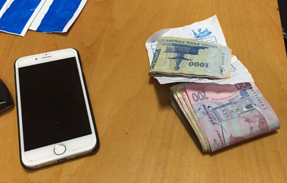 Закарпатские таможенники заработали на взятках 66,7 тыс. грн 02 Закарпатские таможенники заработали на взятках 66,7 тыс. грн 02