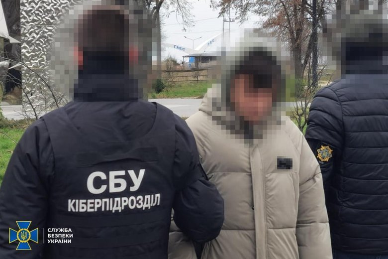 Затримано двох молодиків, які коригували удари РФ по енергетиці