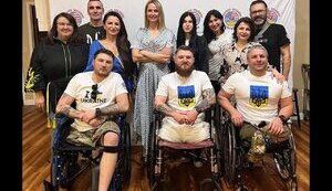 "Тебе не може не надихати боєць, який прийшов на марафон на двох бігових протезах, і поки чекаємо старту, він танцює з тобою", - очільниця американського благодійного фонду "Revived Soldiers Ukraine" Тетяна Руденька