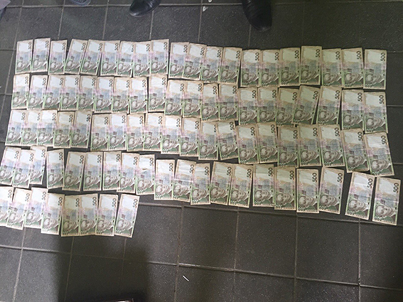 взятка