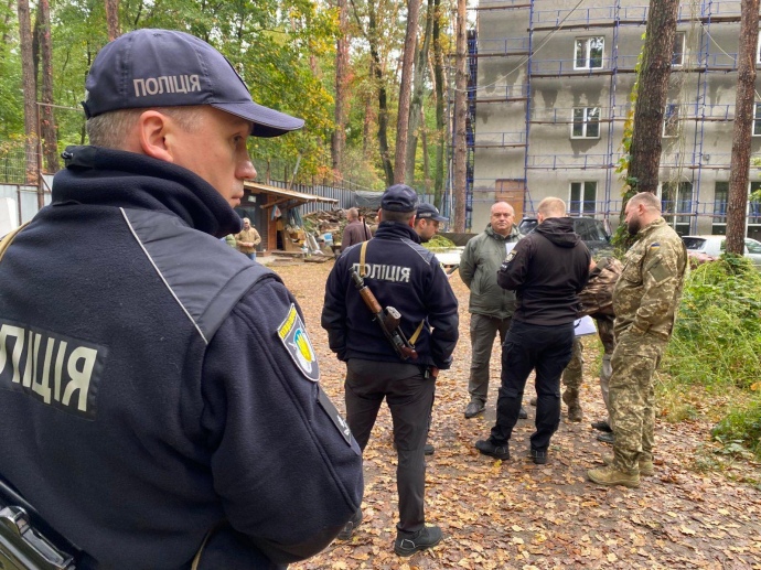 Юристи дружини Медведчука намагаються повернути майно у Пущі-Водиці, - ЗМІ 03