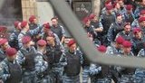 Заседание Киевсовета началось с драки: "Свободовцы" выломали двери. ФОТОрепортаж