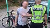 Чоловікові, який стріляв по автівці волонтерки, повідомлено про підозру