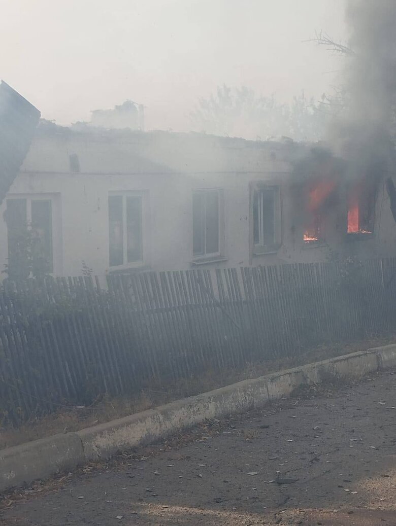 Росіяни обстріляли Івашки на Харківщині. Поранено чоловіка