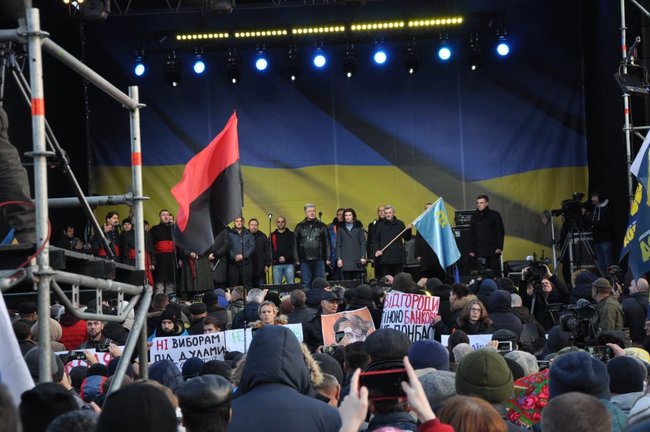 Щиро бажаю Зеленському успіху в Нормандії, - Порошенко 03