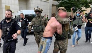 Крищенко про подробиці затримання голосіївського стрільця: Погрожував відкрити вогонь і влаштувати пожежу, було чути запах бензину. Заведено кримінальне провадження